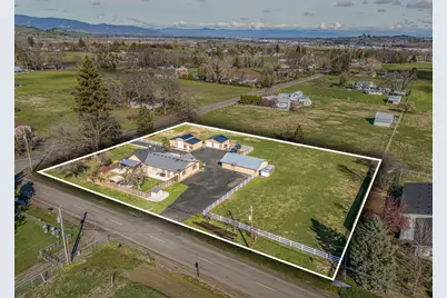 3985 Calhoun Road, Medford, OR 97501 - Photo 1
