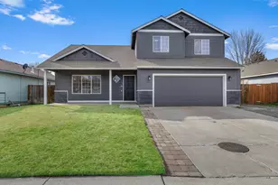 2545 NE 7th Ln, Redmond, OR 97756 - Photo 1