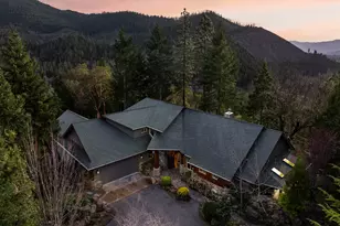 211 Shorthorn Gulch Rd, Grants Pass, OR 97526 - Photo 1