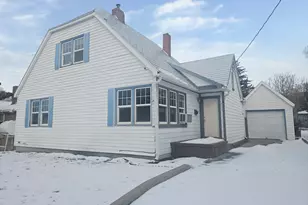 413 S H St, Lakeview, OR 97630 - Photo 1