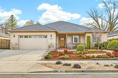 1937 Woodside Drive, Medford, OR 97501 - Photo 1