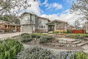 1120 Barrington Cir, Ashland, OR 97520 - Photo 1