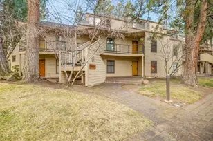 19717 SW Mount Bachelor Dr, Bend, OR 97702 - Photo 1