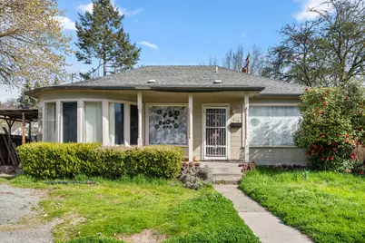 610 NW B Street, Grants Pass, OR 97526 - Photo 1