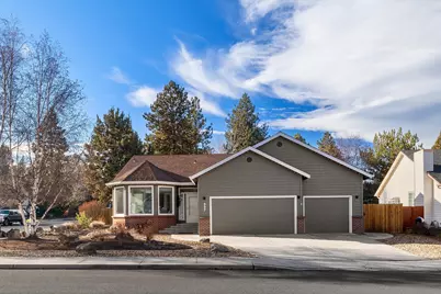 997 SE Shadowood Drive, Bend, OR 97702 - Photo 1