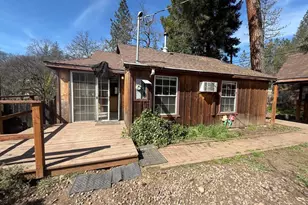 7422 Rogue River Dr, Shady Cove, OR 97539 - Photo 1