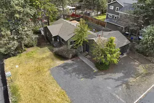 513 NE Irving Ave, Bend, OR 97701 - Photo 1