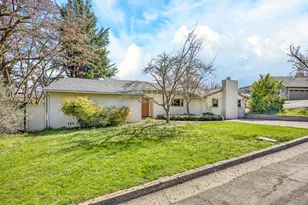 968 Garden Way, Ashland, OR 97520 - Photo 1