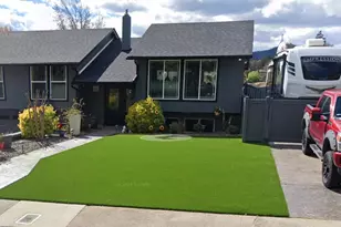 1430 NE 10th St, Grants Pass, OR 97526 - Photo 1