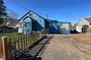 3424 Emerald St, Klamath Falls, OR 97601 - Photo 1