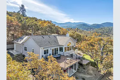 5227 Pioneer Road, Medford, OR 97501 - Photo 1