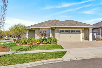 4007 Shamrock Drive, Medford, OR 97504 - Photo 1