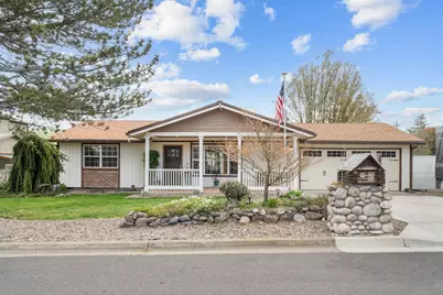 816 Voris Avenue, Ashland, OR 97520 - Photo 1