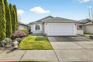 460 Montclair Way, Eagle Point, OR 97524 - Photo 1