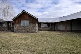 312 Ave A, Seneca, OR 97873 - Photo 1