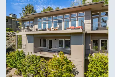 2540 NW 1st Street, Bend, OR 97703 - Photo 1