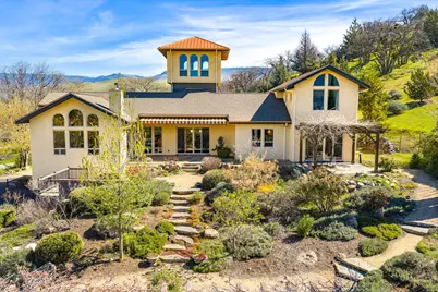 988 Dead Indian Memorial Road, Ashland, OR 97520 - Photo 1