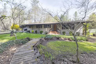 5600 Demaray Drive, Grants Pass, OR 97527 - Photo 1