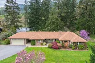 5270 Rogue River Hwy, Grants Pass, OR 97527 - Photo 1