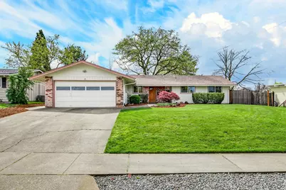 1680 Brookhurst Street, Medford, OR 97504 - Photo 1