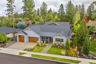 60882 SW Headwaters Loop, Bend, OR 97702 - Photo 1