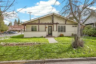 24 Dewey St, Ashland, OR 97520 - Photo 1