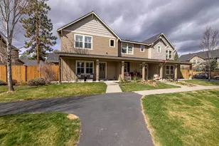 840 N Hindeman St, Sisters, OR 97759 - Photo 1