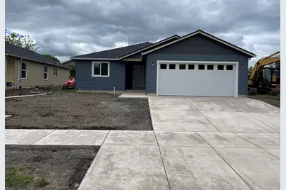 2481 Brady Way, Medford, OR 97501 - Photo 1
