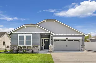3084 Sky Lakes Dr, Medford, OR 97504 - Photo 1