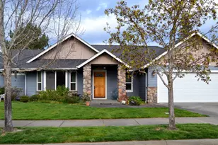1483 SW David Dr, Grants Pass, OR 97527 - Photo 1