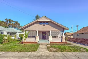 718 W 4th St, Medford, OR 97501 - Photo 1