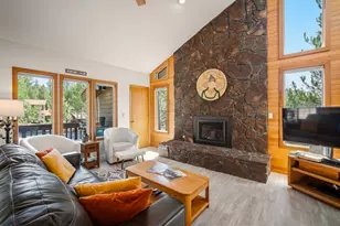 57305 Beaver Ridge Loop, Sunriver, OR 97707 - Photo 1