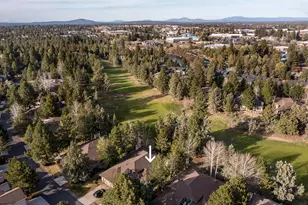 3020 NW Clubhouse Dr, Bend, OR 97703 - Photo 1