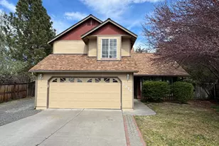 2014 NE Taylor Ct, Bend, OR 97701 - Photo 1