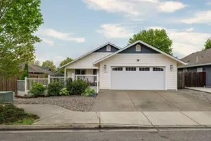 1348 George Tweed Blvd, Grants Pass, OR 97527 - Photo 1