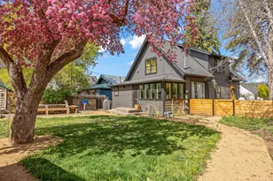 213 NW Riverside Blvd, Bend, OR 97703 - Photo 1