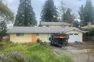 1325 Ridge Way, Medford, OR 97504 - Photo 1