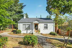 621 Altamont St, Ashland, OR 97520 - Photo 1