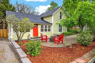 140 Lincoln St, Ashland, OR 97520 - Photo 1