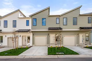 2028 Sunset Dr, Medford, OR 97501 - Photo 1