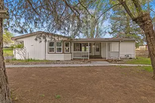 2523 Patterson St, Klamath Falls, OR 97603 - Photo 1