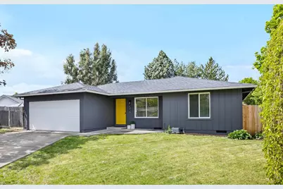 556 Glenn Way, Central Point, OR 97502 - Photo 1