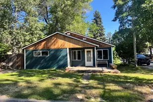 1302 NW Lexington Ave, Bend, OR 97703 - Photo 1