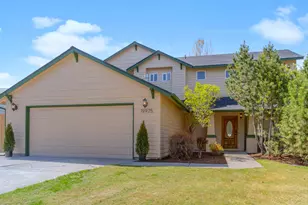 19975 Rock Bluff Cir, Bend, OR 97702 - Photo 1