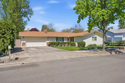2933 Lazy Creek Drive, Medford, OR 97504 - Photo 1