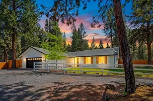 18961 River Woods Dr, Bend, OR 97702 - Photo 1