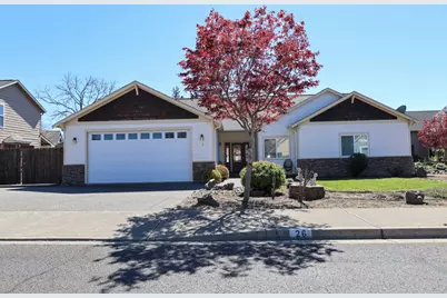26 Pine Court, Eagle Point, OR 97524 - Photo 1