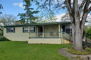 6363 Harold Rd, Central Point, OR 97502 - Photo 1