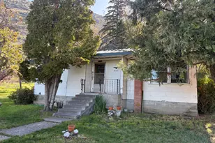 9143 Shady Pine Rd, Klamath Falls, OR 97601 - Photo 1