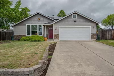 514 Coventry Court, Eagle Point, OR 97524 - Photo 1